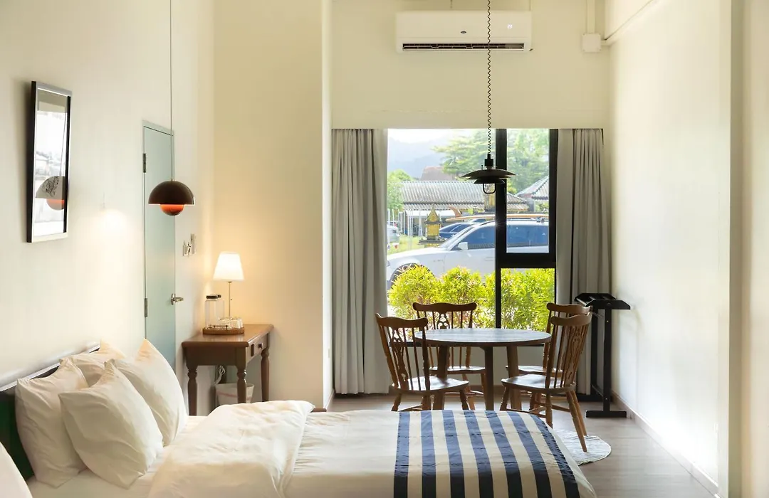Nautical Home & Seashell House B&B-1